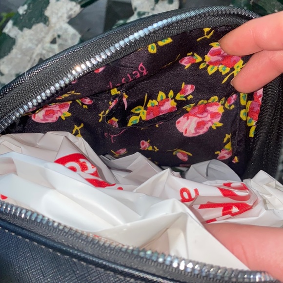 Betsey Johnson skull backpack - Picture 7 of 7